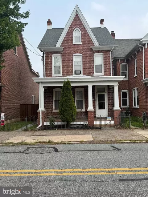645 N Charlotte St, Pottstown, PA 19464