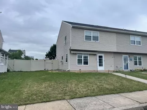461 Blaker Dr, East Greenville, PA 18041
