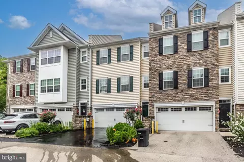 154 Moorehead Ave, Conshohocken, PA 19428