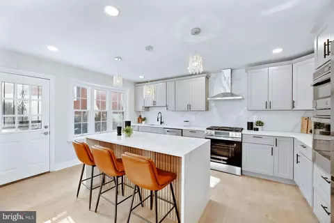 Kitchen - 826 Pardee Ln, Wyncote, PA 19095 photo 2 of 4