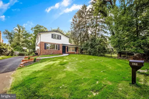 Exterior - 826 Pardee Ln, Wyncote, PA 19095 photo 2 of 12