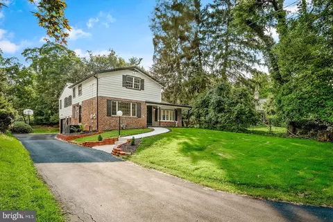 Exterior - 826 Pardee Ln, Wyncote, PA 19095 photo 3 of 12