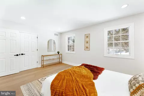 Bedroom - 826 Pardee Ln, Wyncote, PA 19095 photo 5 of 9