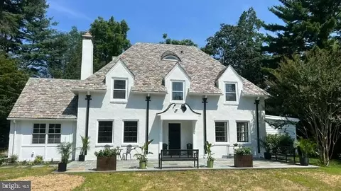 1013 Indian Creek Rd, Wynnewood, PA 19096