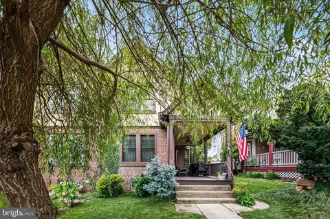3 E Township Line Rd #elkins, Elkins Park, PA 19027