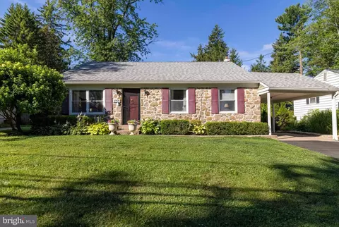 2908 Old Welsh Rd, Willow Grove, PA 19090