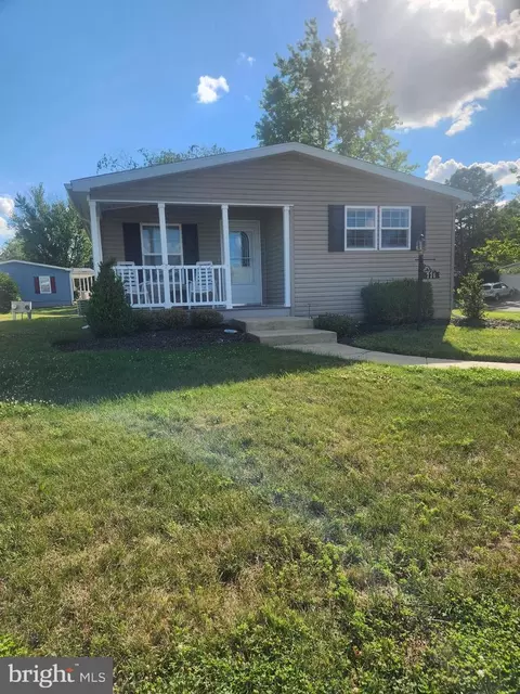 776 Fernwood Cv, North Wales, PA 19454