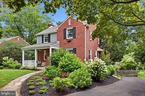 517 Lindley Rd, Glenside, PA 19038