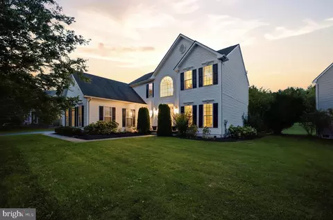 470 Creekview Dr, Harleysville, PA 19438