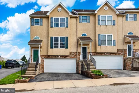 703 Green St, Bridgeport, PA 19405