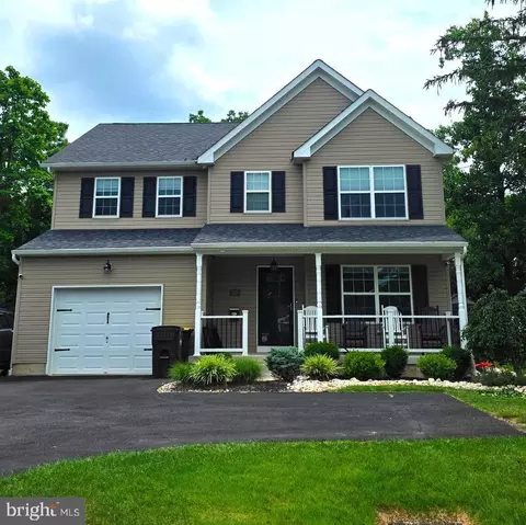 709 E Walnut St, North Wales, PA 19454