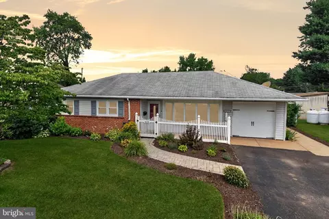 3129 Sycamore Ln, Norristown, PA 19401