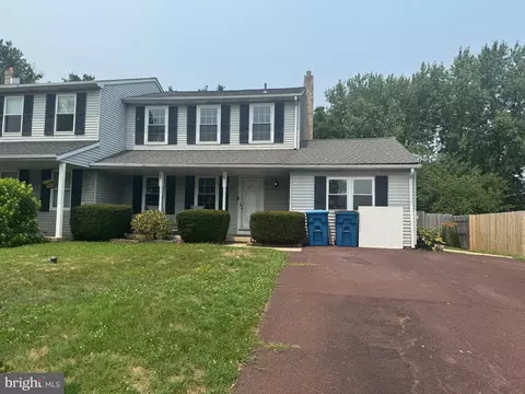 431 Windsor Dr, Harleysville, PA 19438