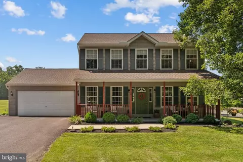 24 Hendricks Rd, Perkiomenville, PA 18074