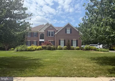 150 Fairway Dr, Harleysville, PA 19438