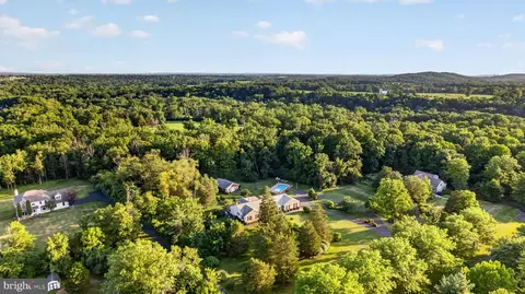 350 Homestead Dr, Harleysville, PA 19438