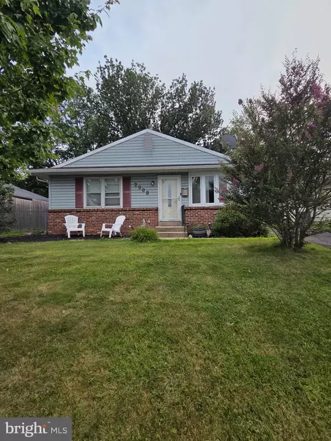 2908 Gohn Dr, Willow Grove, PA 19090