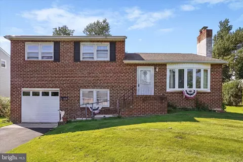 430 Fort Washington Ave, Fort Washington, PA 19034