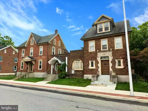 30 E Main St, Lansdale, PA 19446