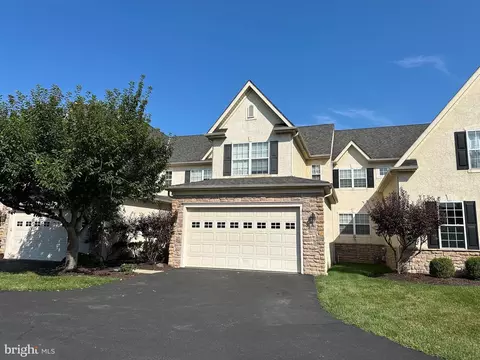 590 Hidden Lair Dr, Blue Bell, PA 19422