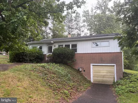210 Fern Ave, Willow Grove, PA 19090