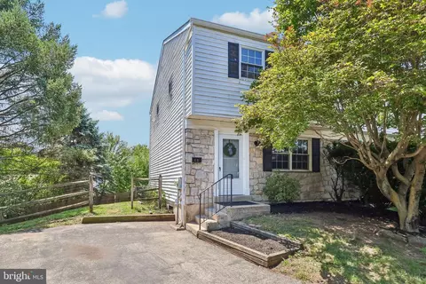 13 Evergreen Rd, Stowe, PA 19464