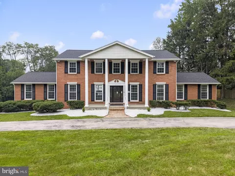 1215 Club House Rd, Gladwyne, PA 19035