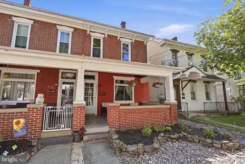 217 Main St, East Greenville, PA 18041