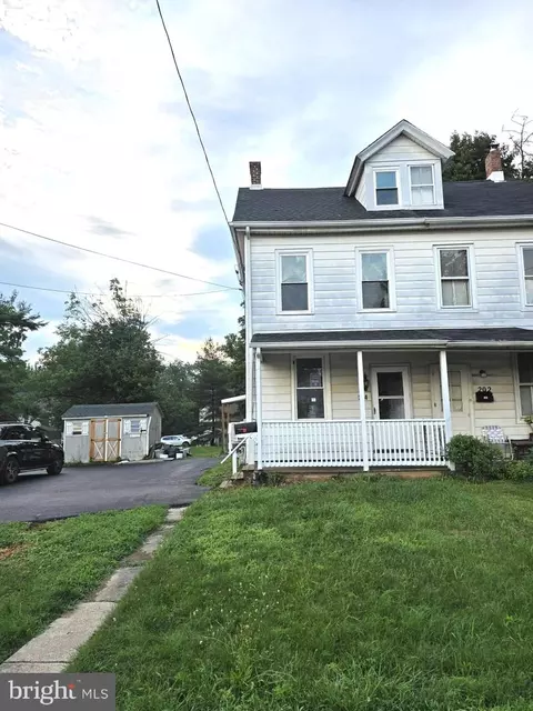 204 Elm Ave, North Wales, PA 19454
