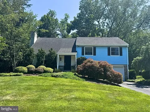 1229 Hoffman Rd, Ambler, PA 19002