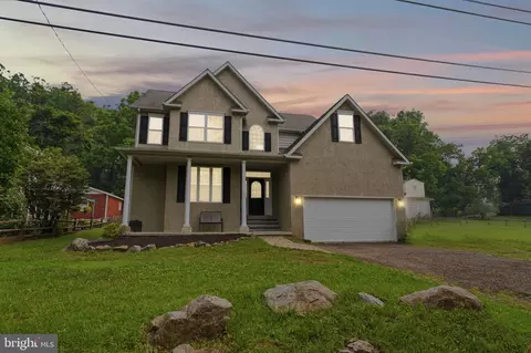 311 Main St, Schwenksville, PA 19473