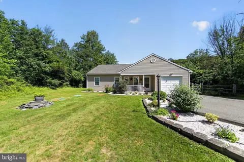233 Snyder Rd, Pottstown, PA 19464
