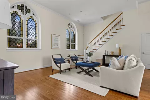114 E Athens Ave #2, Ardmore, PA 19003