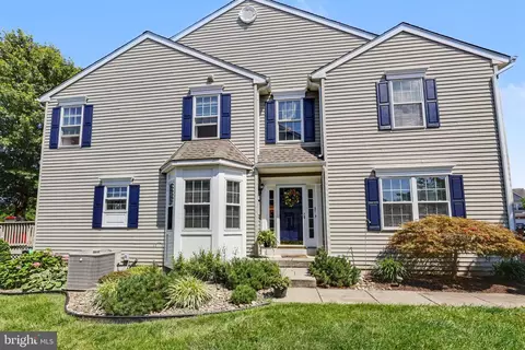 138 Jordan Ct, Royersford, PA 19468