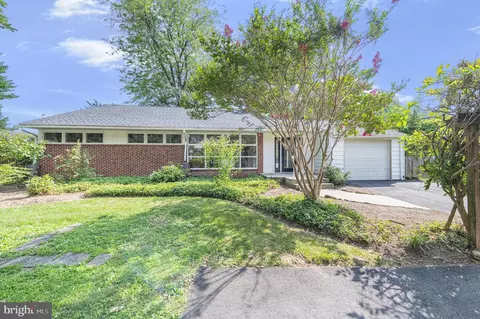 706 Moredon Rd, Jenkintown, PA 19046
