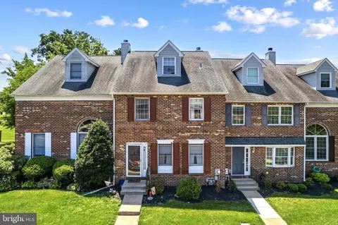 228 Militia Ct #28, Collegeville, PA 19426