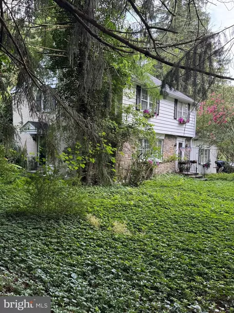 200 Ladbroke Rd, Bryn Mawr, PA 19010