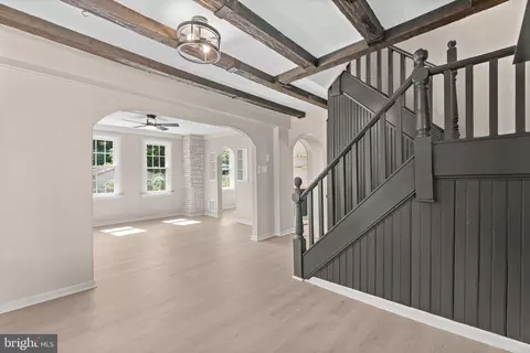 Entry Way - 21 Perkiomen Ave, Spring Mount, PA 19478 photo 4 of 14