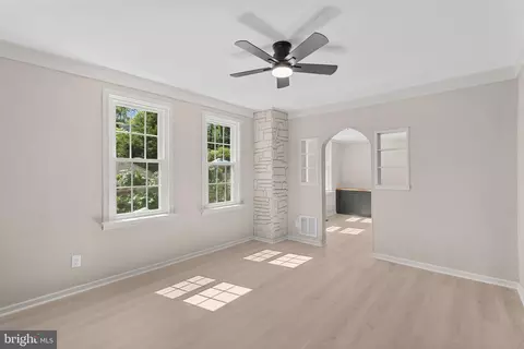 Living - 21 Perkiomen Ave, Spring Mount, PA 19478 photo 4 of 4