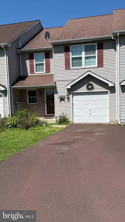 198 Kieffer Ct, Telford, PA 18969