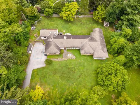 View/Area - 1162 Dewitt Rd, Wayne, PA 19087 photo 4 of 4