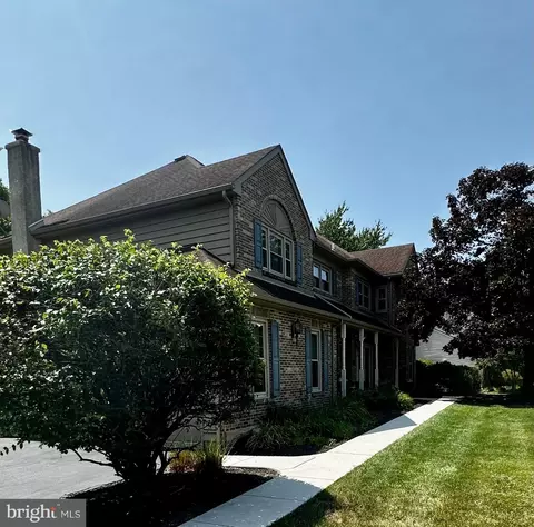 970 Clover Ct, Blue Bell, PA 19422