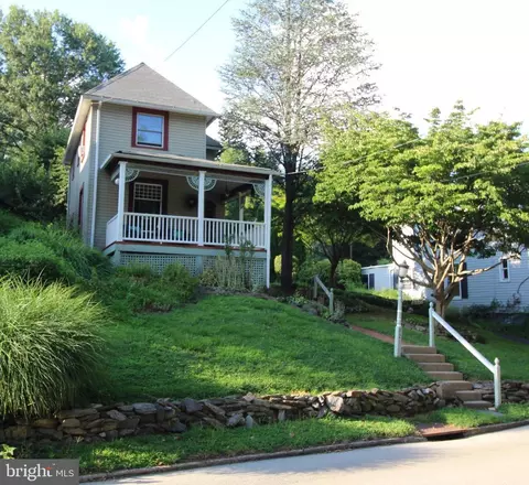 821 Rock Ln, Elkins Park, PA 19027