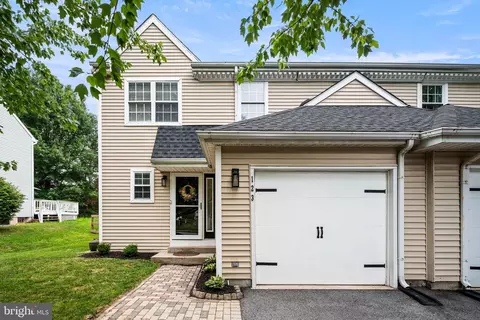123 Azalea Cir, Royersford, PA 19468
