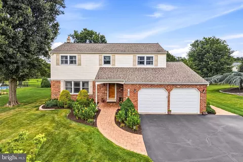 1939 Stirling Dr, Lansdale, PA 19446