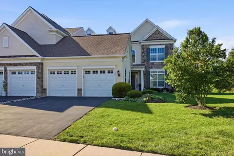 425 Primrose Dr, Lansdale, PA 19446