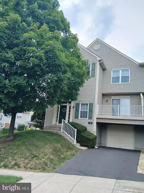 348 Bluestone Ct, Collegeville, PA 19426