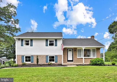 1464 Virmay, Gilbertsville, PA 19525
