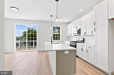 207 W Eighth St, Bridgeport, PA 19405