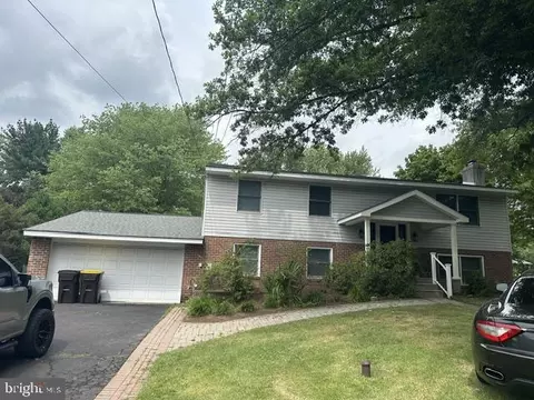 215 Hancock Rd, North Wales, PA 19454